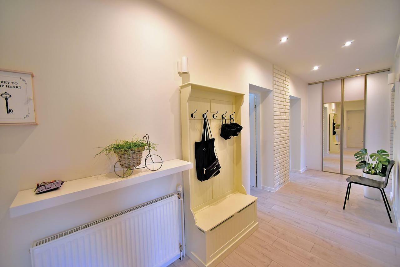 クドヴァ・ズドゥルイApartament Sjesta Parkアパートメント エクステリア 写真